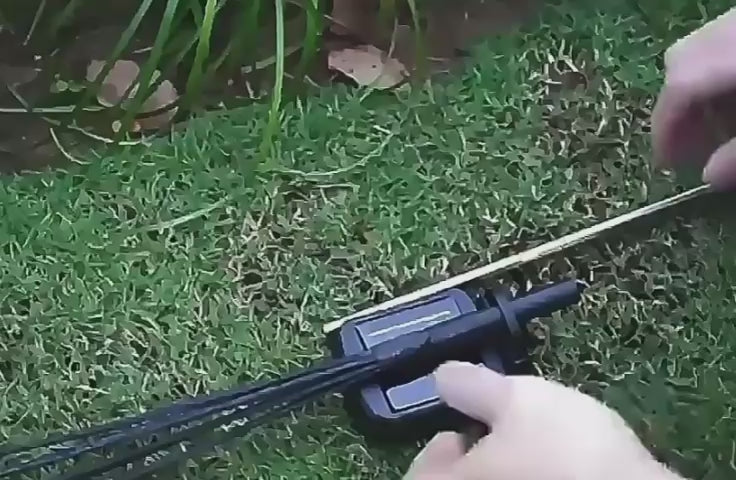 Încarcă clipul video: 